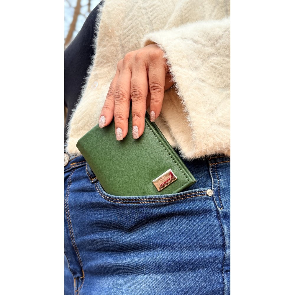Slate Bifold Wallet plant-based leather Plushy Skinn